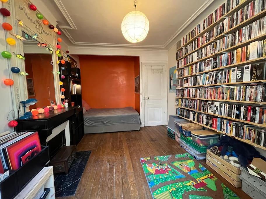 Apartment Near Montmartre Parijs Buitenkant foto